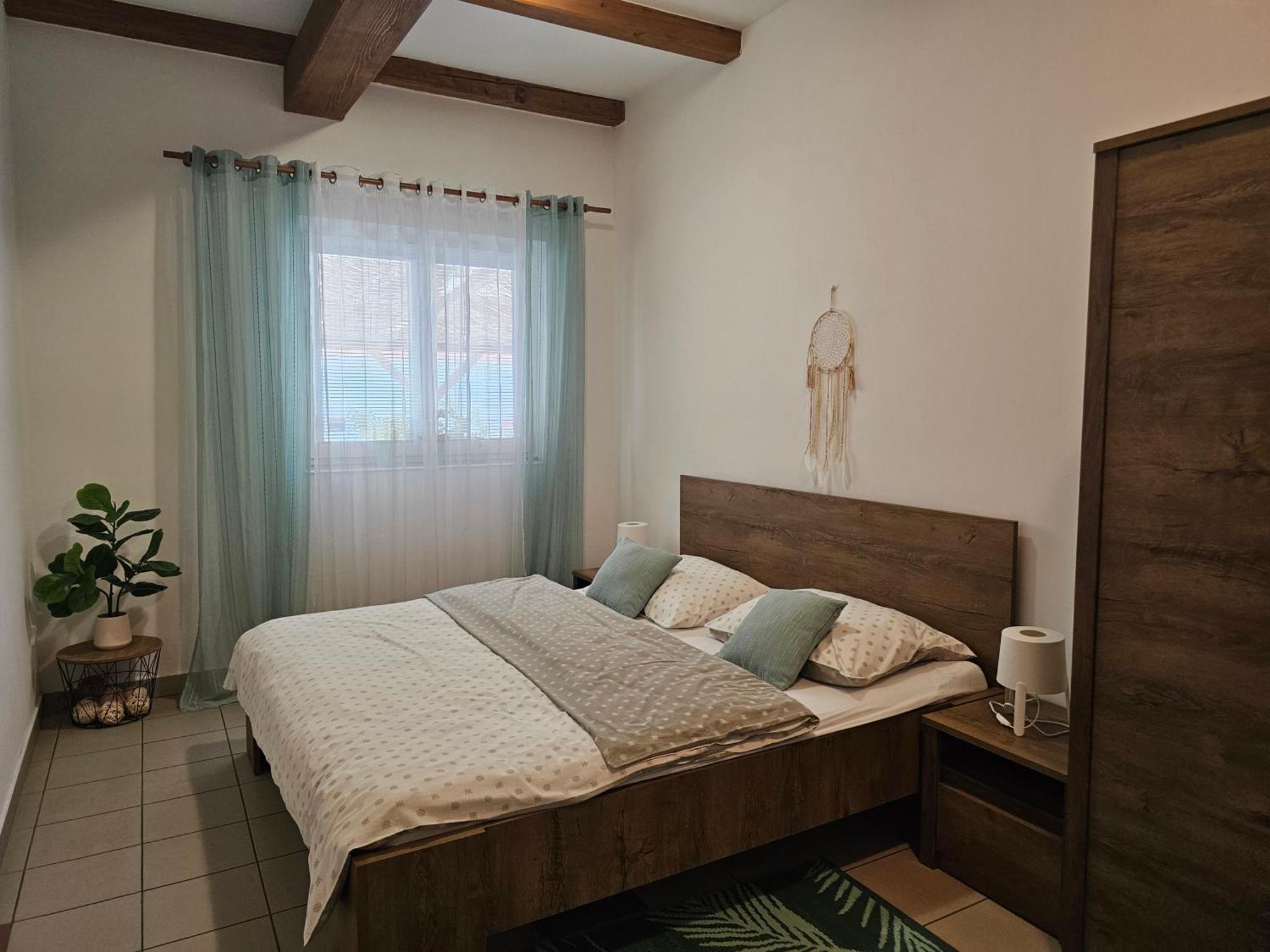 Apartman U Sudu Kobylí エクステリア 写真